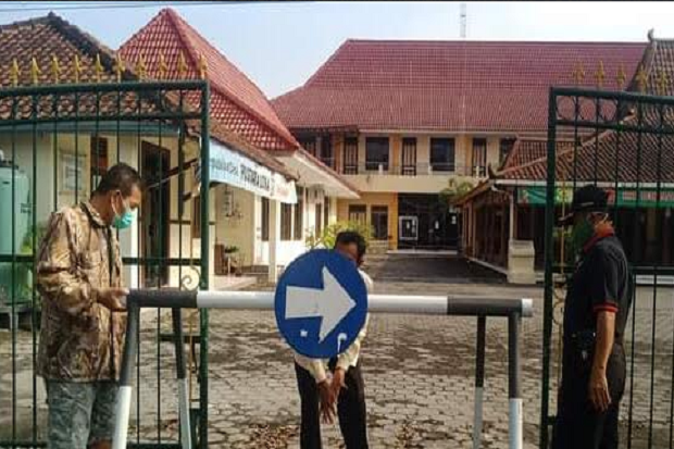 Lurah Condongcatur Terpapar...