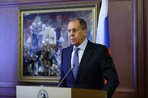 Lavrov Tuding UE Ingin...