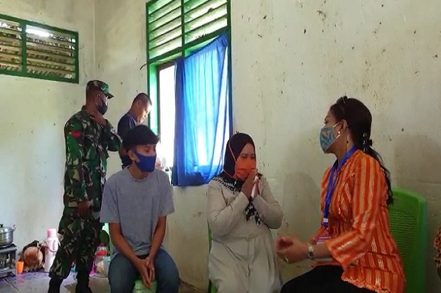 Peduli Warakawuri, Istri...
