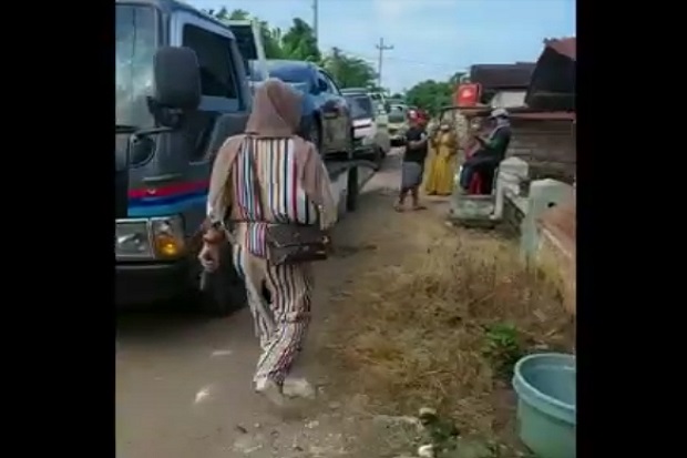 Warga Sedesa di Tuban...
