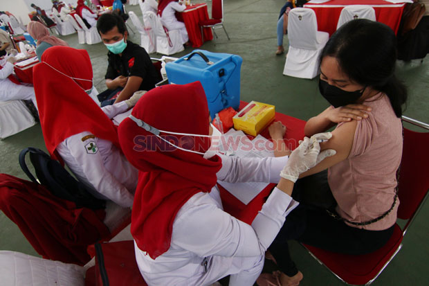 44 Ribu Tenaga Kesehatan...