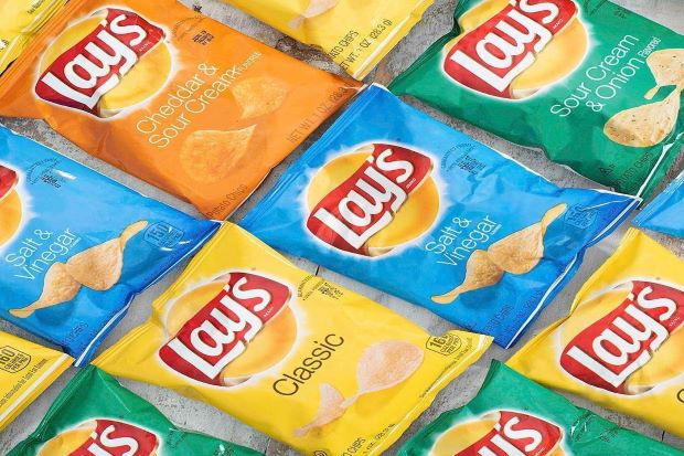 Snack Lays dan Cheetos...