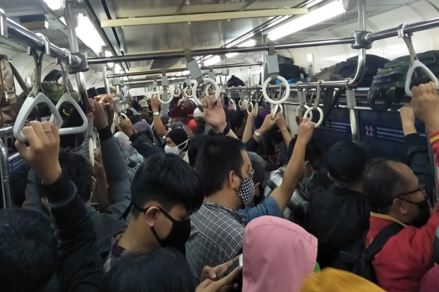 Duh, Transjakarta dan...