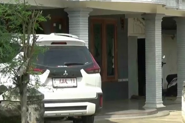 176 Mobil Mewah Hiasi...