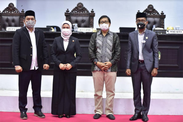 DPRD Luwu Utara Umumkan...