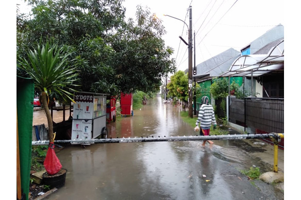 Diguyur Hujan Lebat,...
