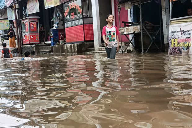 Banjir Rendam 2 RT di...