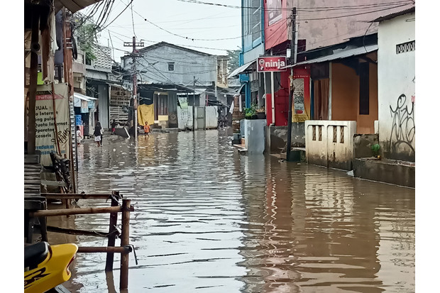 Banjir di Pasar Kambing,...