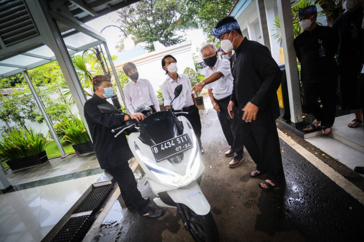 Mulai Bulan Ini, PNS...