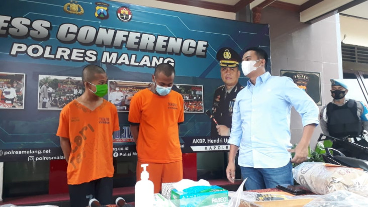 Dendam Orang Tuanya...