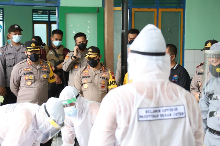 Cek Posko PPKM Mikro...