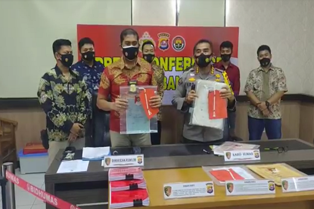 Tangis Apipah Pecah,...