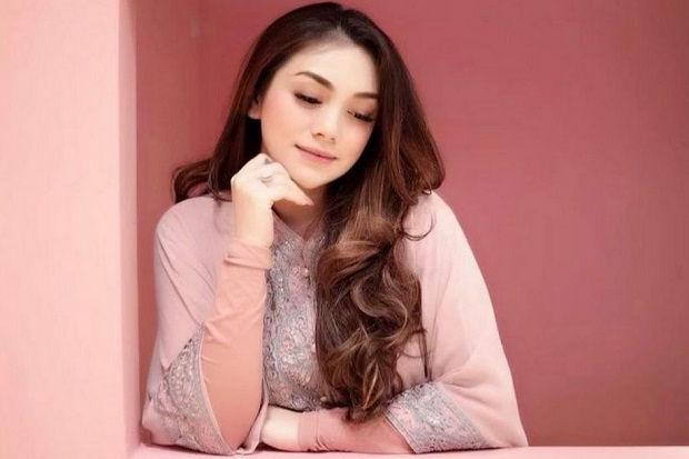 Celine Evangelista Nangis...