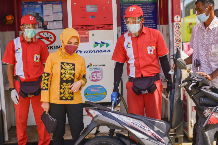 Tambah Gesit, Jualan...