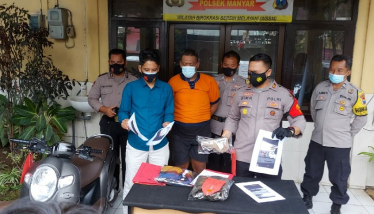 Hadang dan Ancam Mahasiswi...