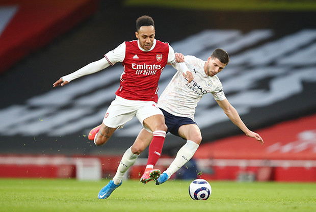 Arsenal Dibungkam Manchester...