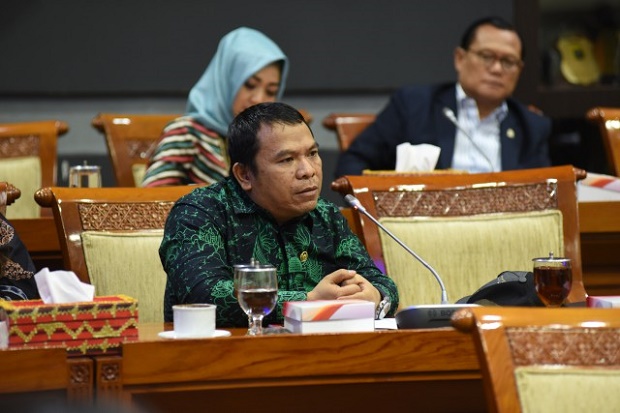 DPR Ungkap 4 Tahun Uang...
