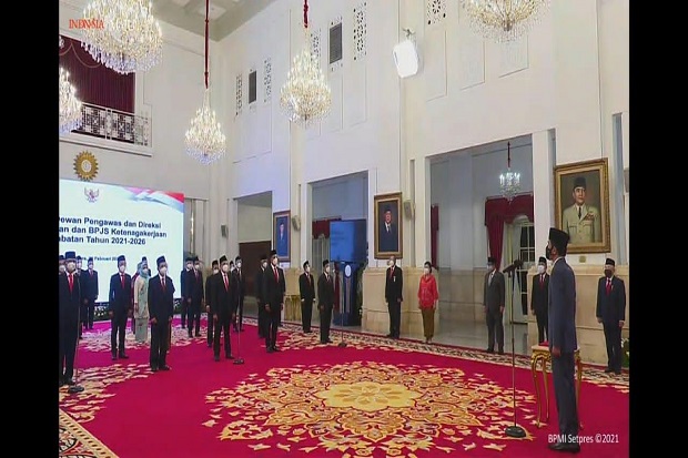 Dilantik Jokowi, Ini...