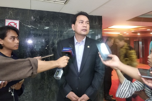 Pimpinan DPR Minta Pemerintah...