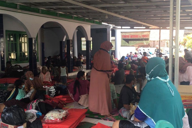 Mengerikan, Detik-detik Tanggul...