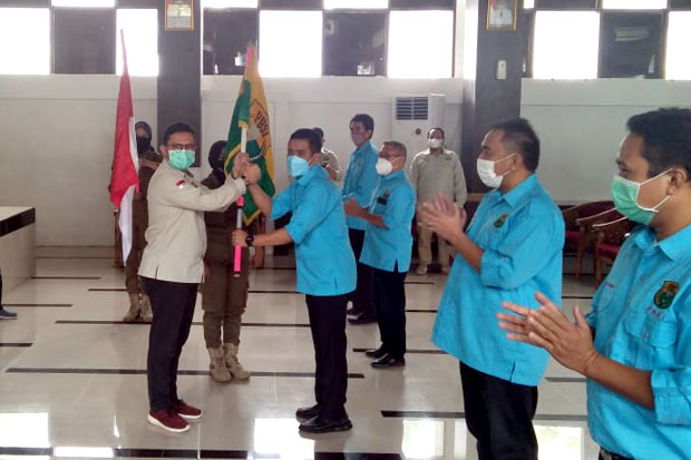 Lantik Pengkab PBSI...