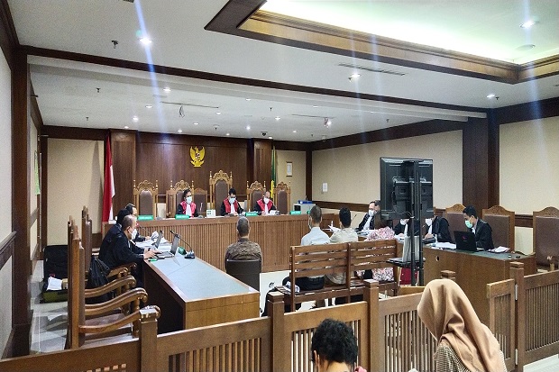 Edhy Prabowo Beli 8...