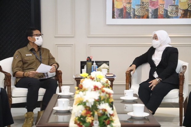 Sandiaga Uno dan Menaker...