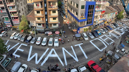 Menlu Junta Myanmar...