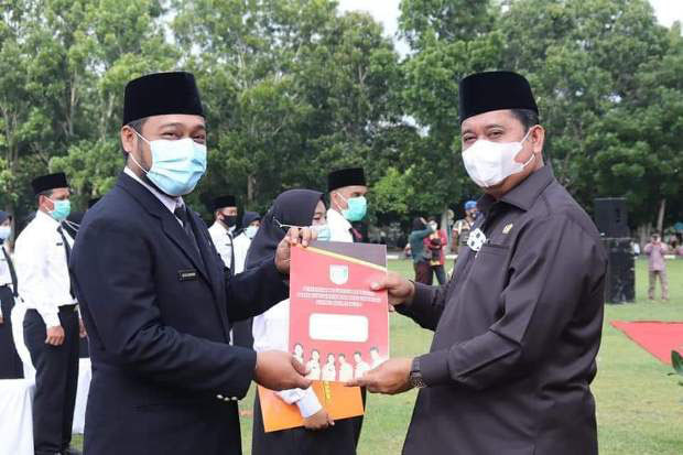 Bupati Askolani: Layani...