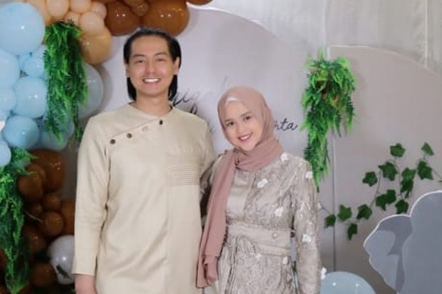Roger Danuarta Giat...