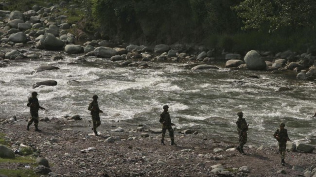 Militer India dan Pakistan...