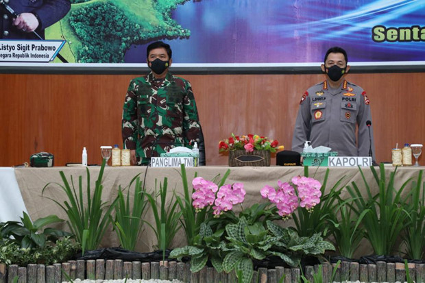 TNI-Polri Tegang di...