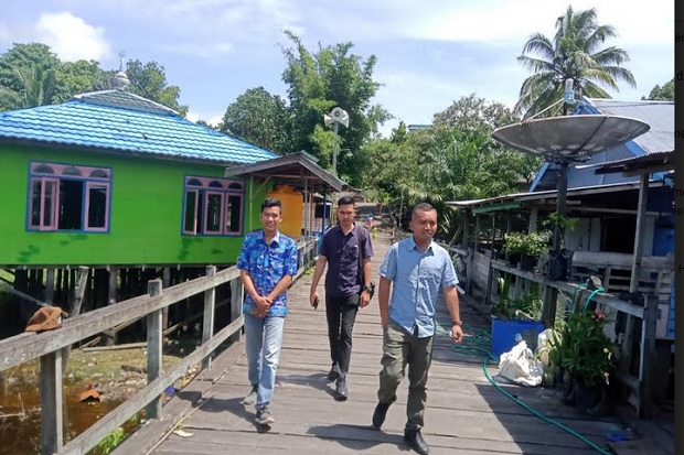 Daerah Pelosok Ada Sinyal...