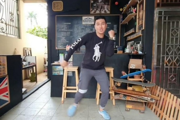 Aldi Taher Bikin Lagu...