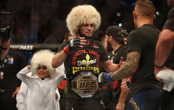 Khabib Pensiun Buka...