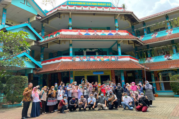 Setelah Donasikan Gawai,...