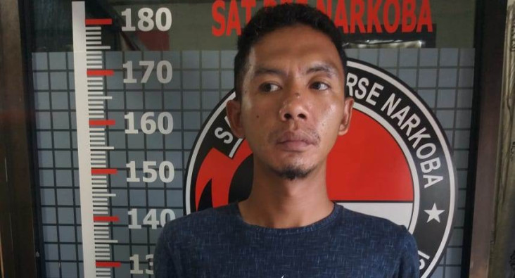 Tak Kapok, Mantan Pegawai...