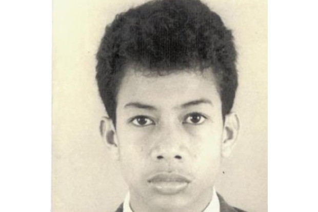 Fahri Hamzah Pajang...