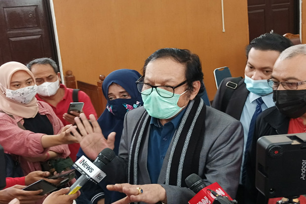 Kuasa Hukum Habib Rizieq:...