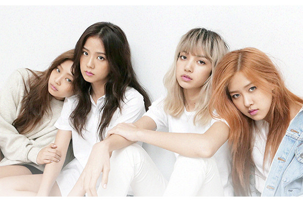 BLACKPINK Ajak Penggemar...