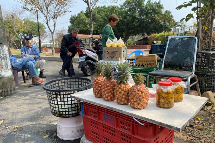 China: Larangan Buah...