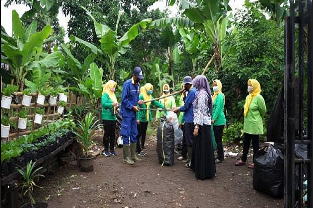 Ubah Sampah Jadi Berkah,...