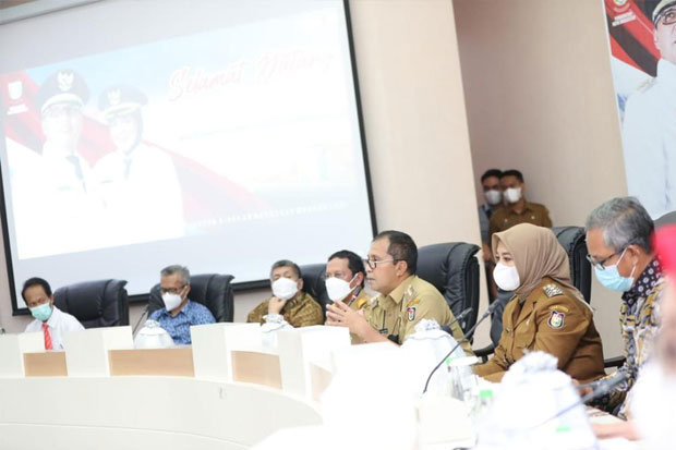 16 Jabatan Plt di Lingkup...