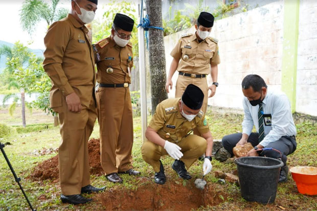 Mulai Berkantor, Budiman...