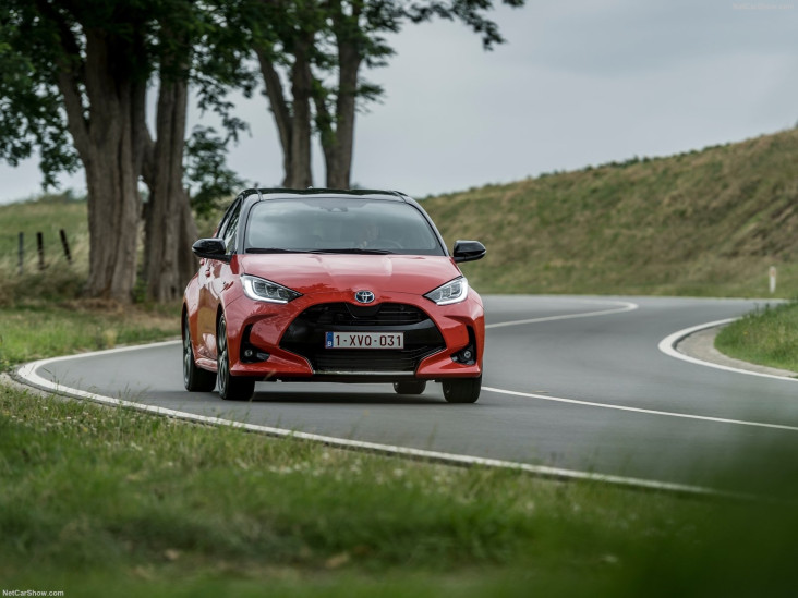 Keren, Toyota Yaris...