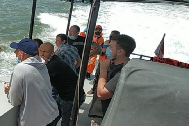Kapal Pengangkut 20...