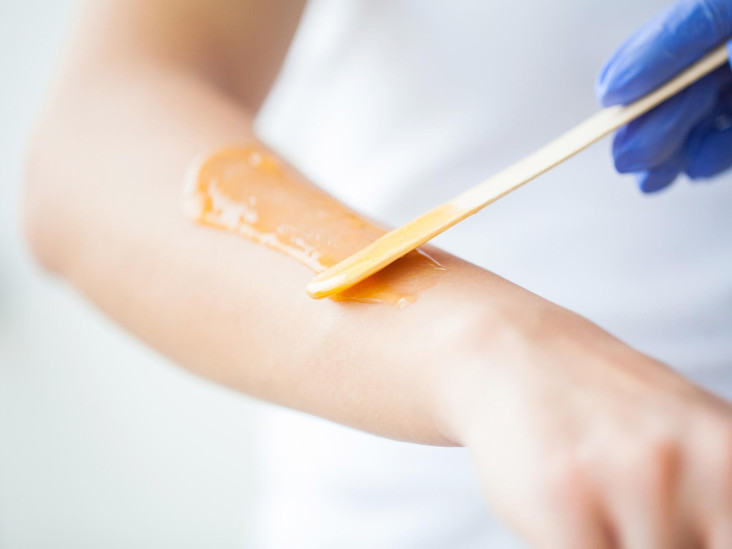 Waxing vs Sugaring,...