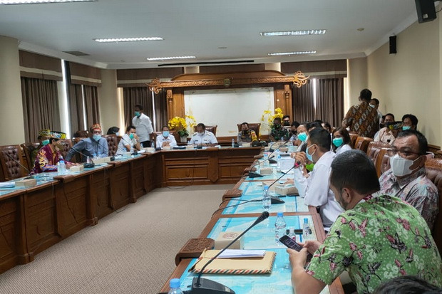 Kepala Adat Besar Kung...