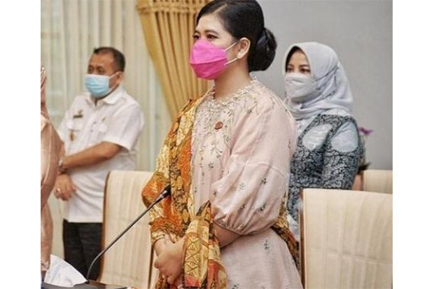 Kahiyang Ayu Tampil...