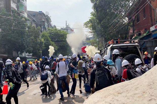 Situasi Myanmar di Ambang...